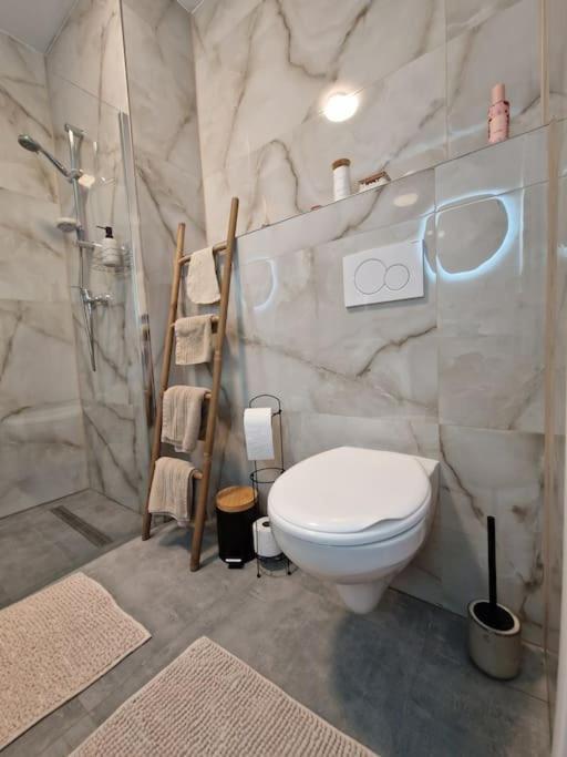 Apartman V Meste 브라티슬라바 외부 사진